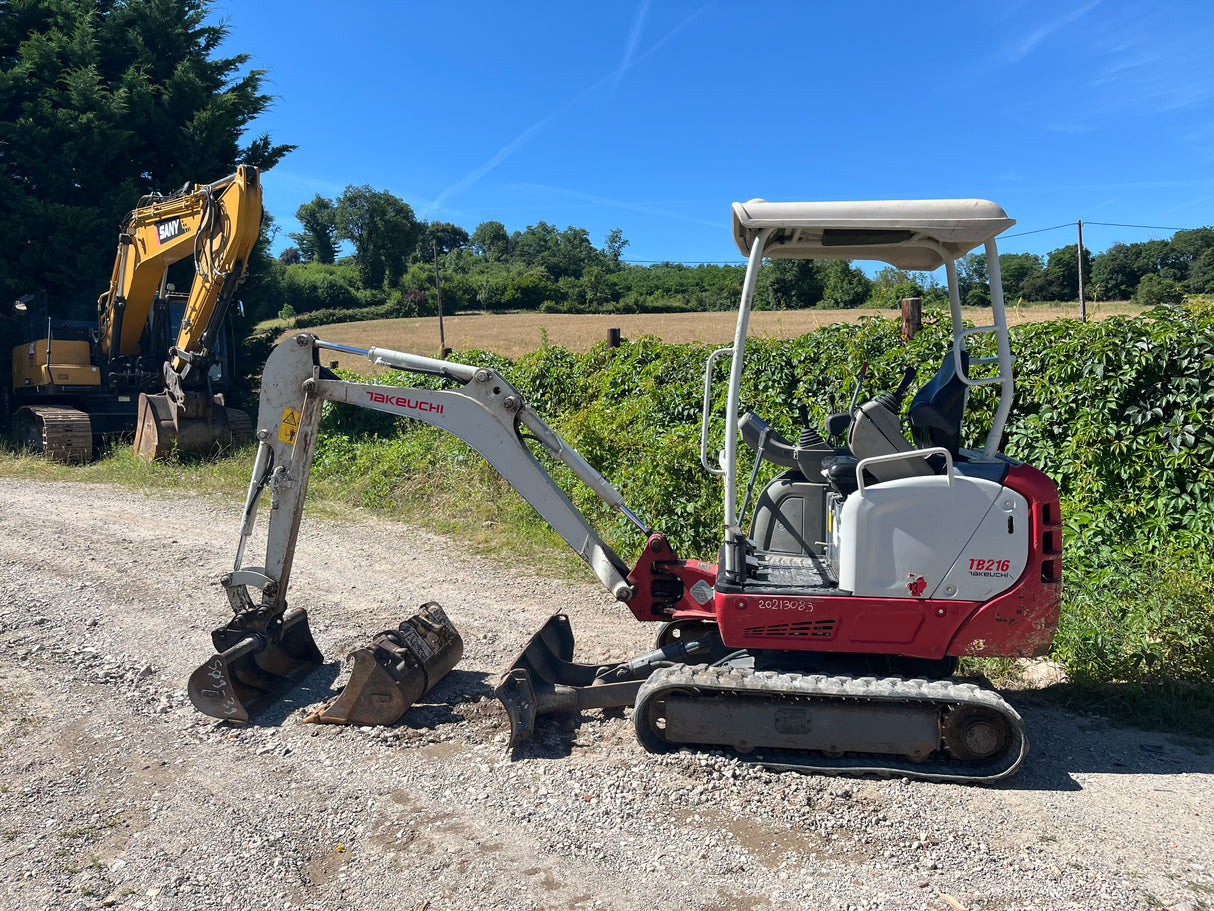 MINI PELLE TAKEUCHI TB216